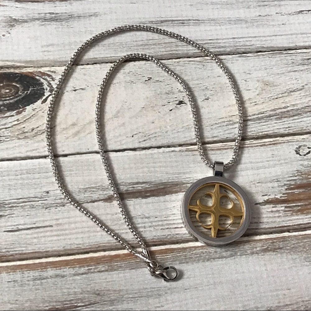Silver and gold mixed metal circular necklace